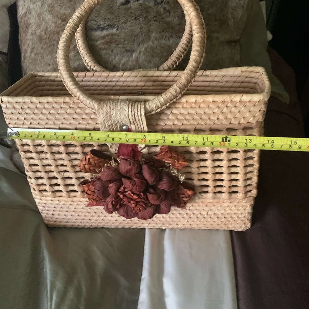 Woven Carry All Purse - Picture 6 of 6